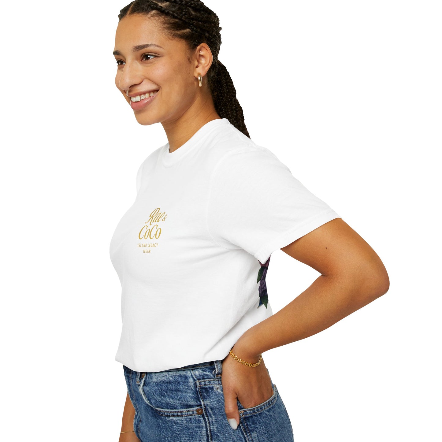 RC Martha’s Vineyard Tee – Nautical Lighthouse & Hydrangea Island Design