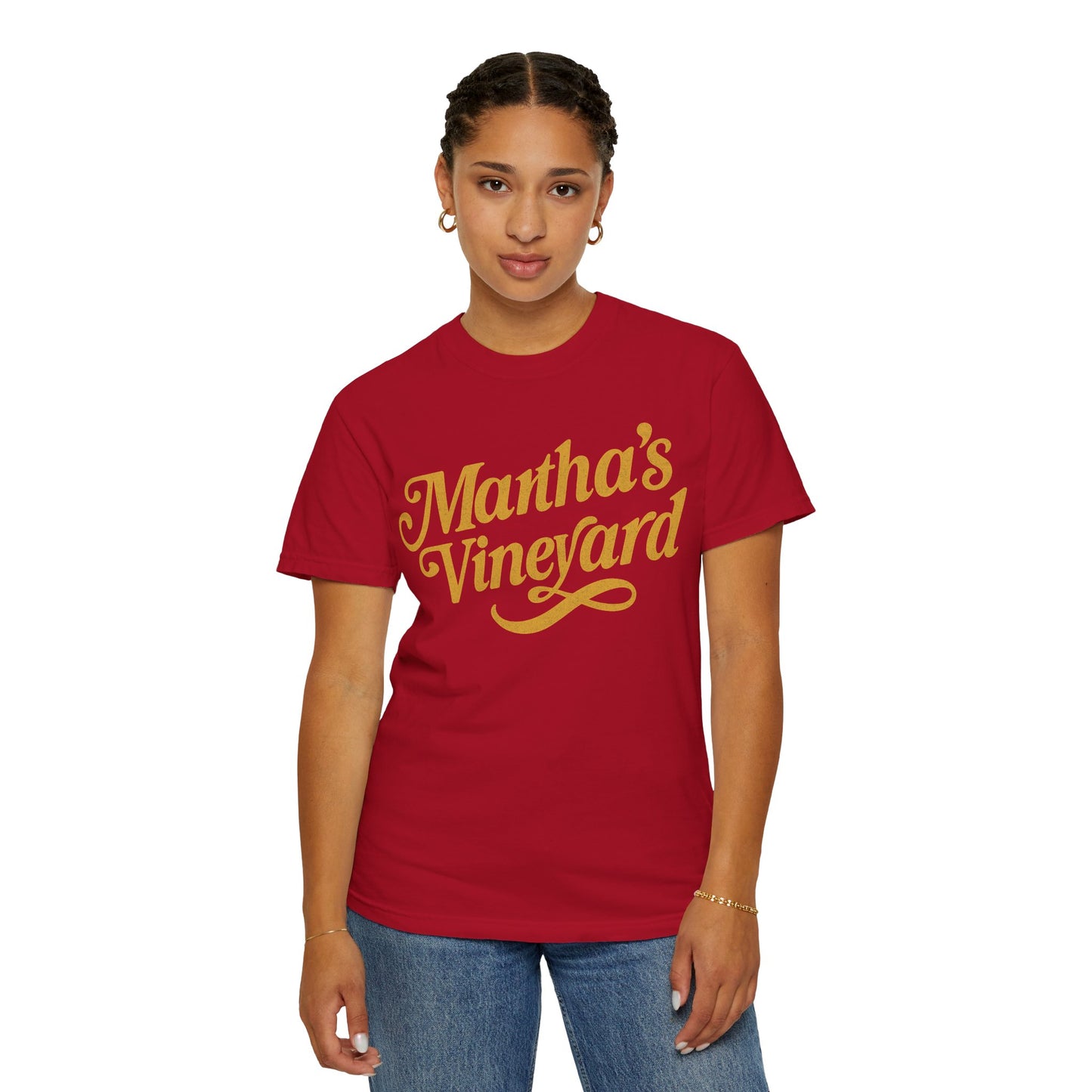 Vintage Martha’s Vineyard Script Tee – Retro Coastal Style Unisex T-Shirt