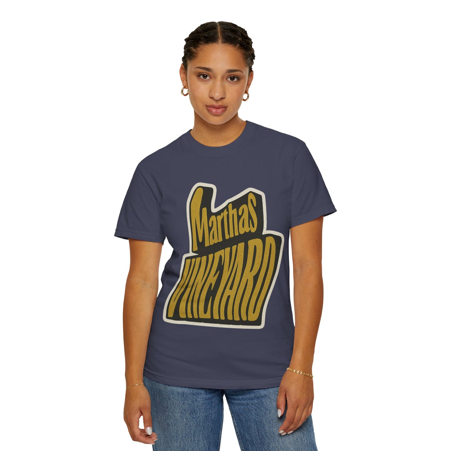 Groovy Martha’s Vineyard Tee – Retro Wavy Lettering Unisex Island Shirt