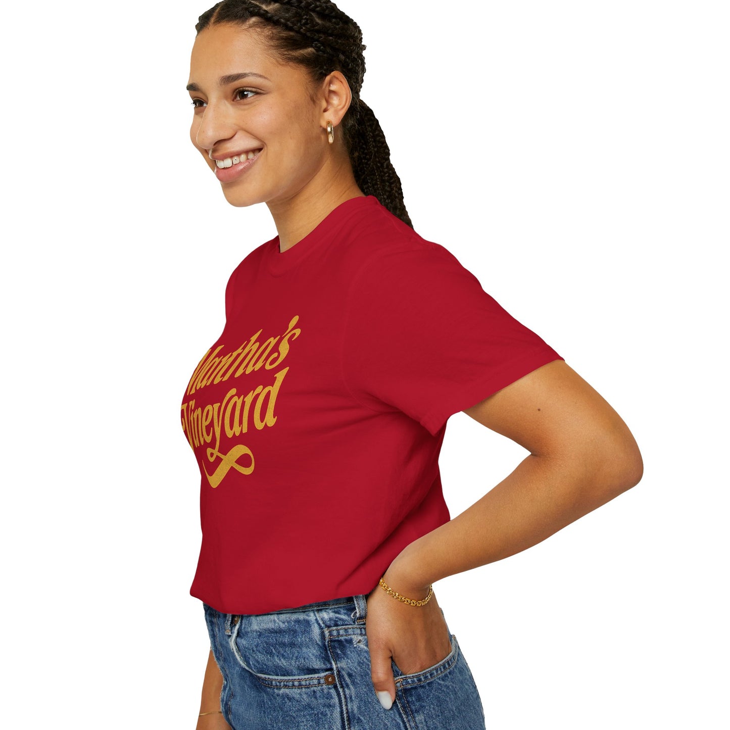 Vintage Martha’s Vineyard Script Tee – Retro Coastal Style Unisex T-Shirt
