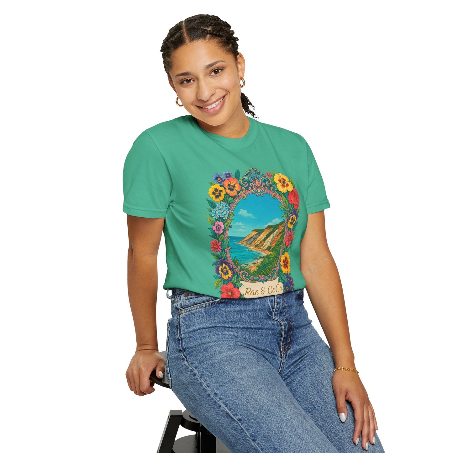 Vintage Floral Martha’s Vineyard Tee – Aquinnah Cliffs & Island Heritage Shirt