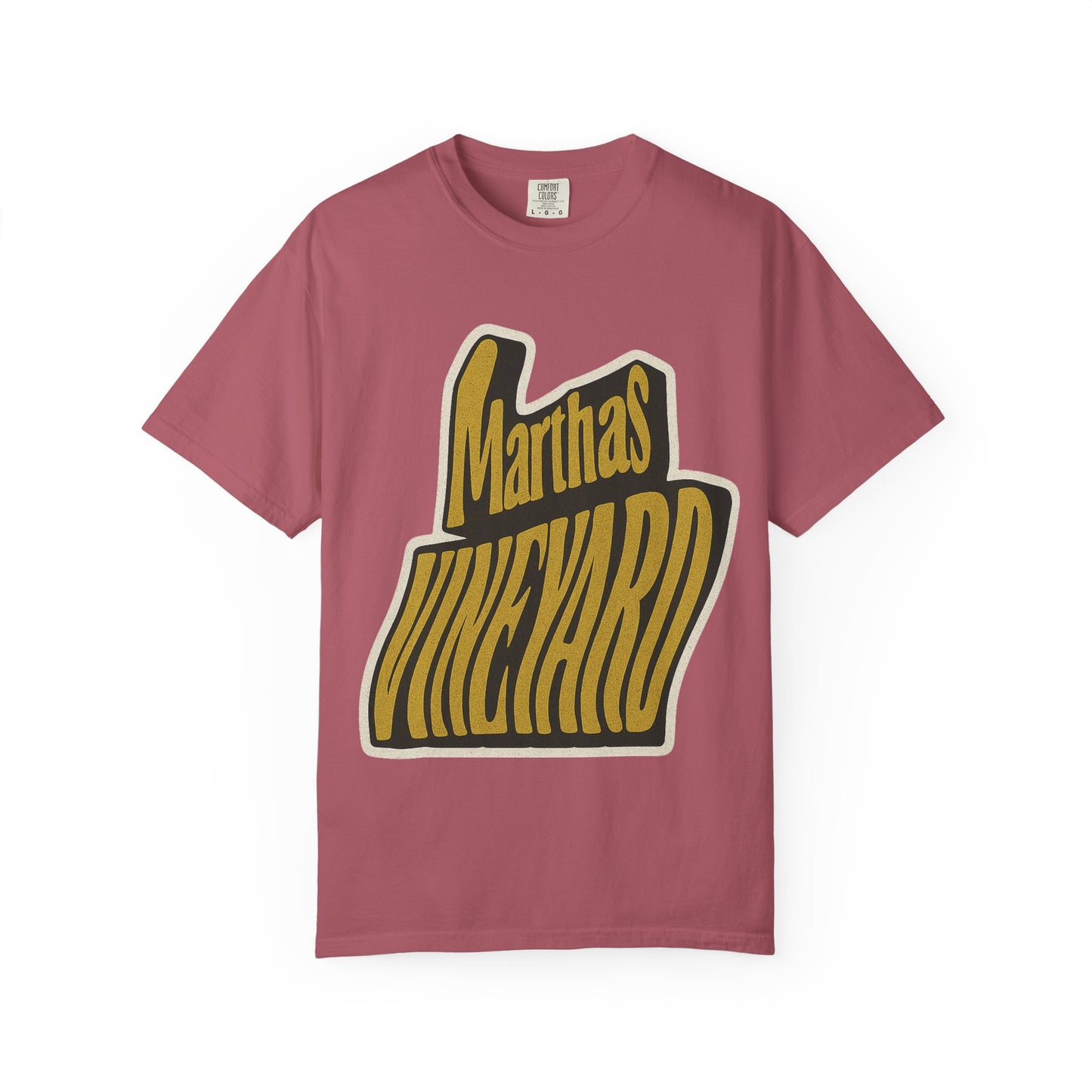 Groovy Martha’s Vineyard Tee – Retro Wavy Lettering Unisex Island Shirt