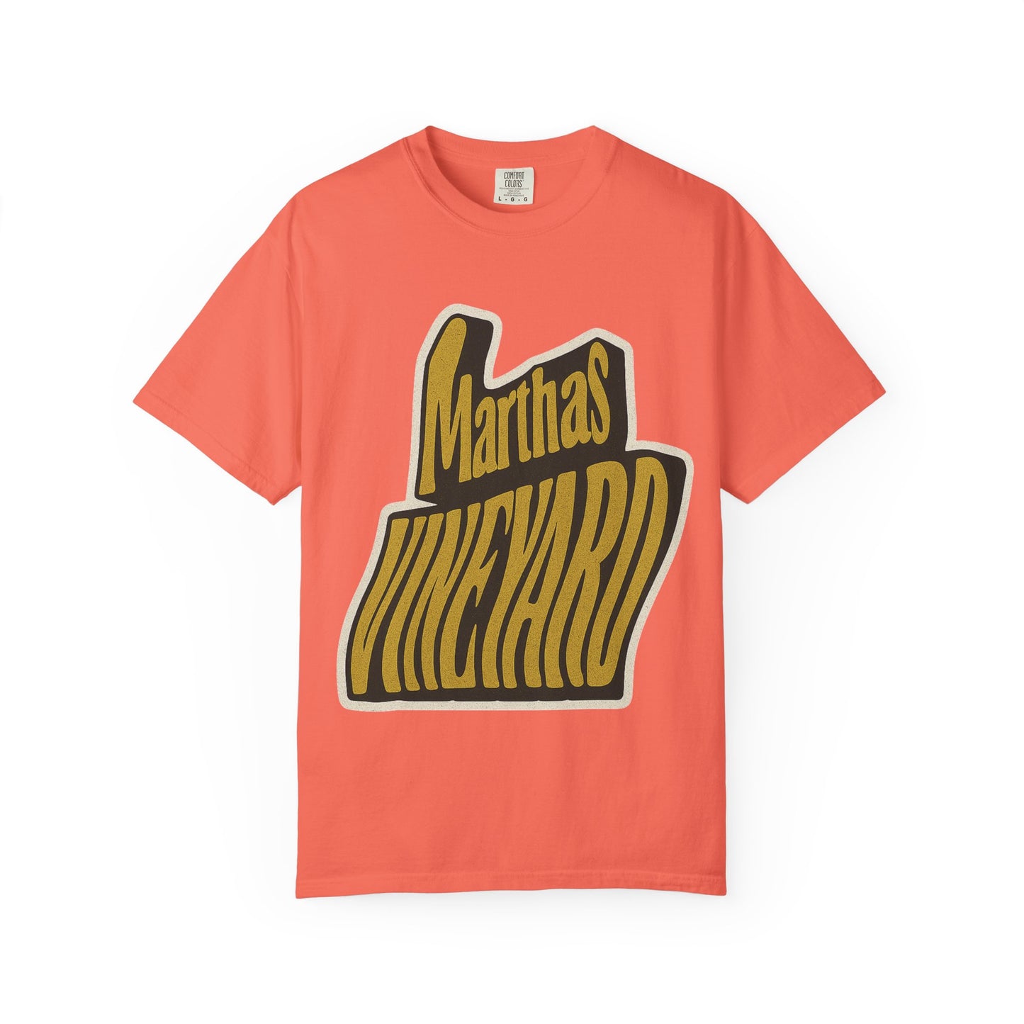 Groovy Martha’s Vineyard Tee – Retro Wavy Lettering Unisex Island Shirt