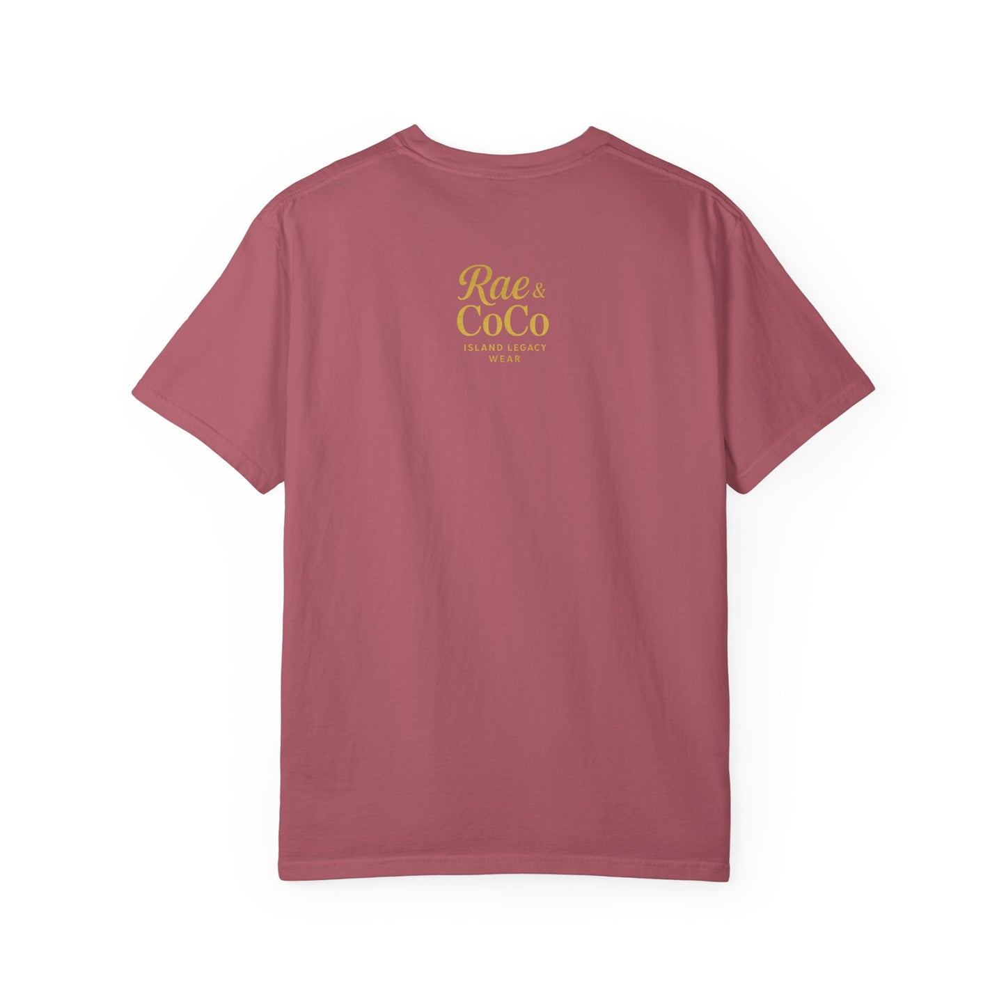 Groovy Martha’s Vineyard Tee – Retro Wavy Lettering Unisex Island Shirt