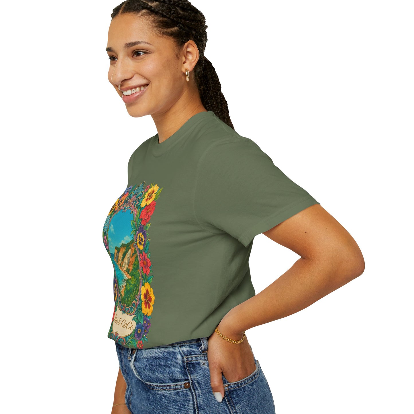Vintage Floral Martha’s Vineyard Tee – Aquinnah Cliffs & Island Heritage Shirt