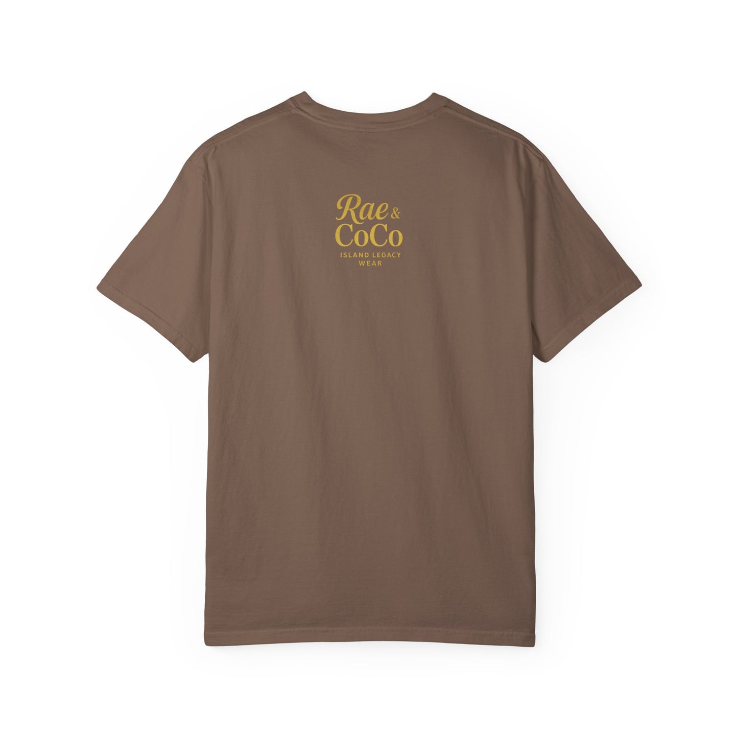 Groovy Martha’s Vineyard Tee – Retro Wavy Lettering Unisex Island Shirt