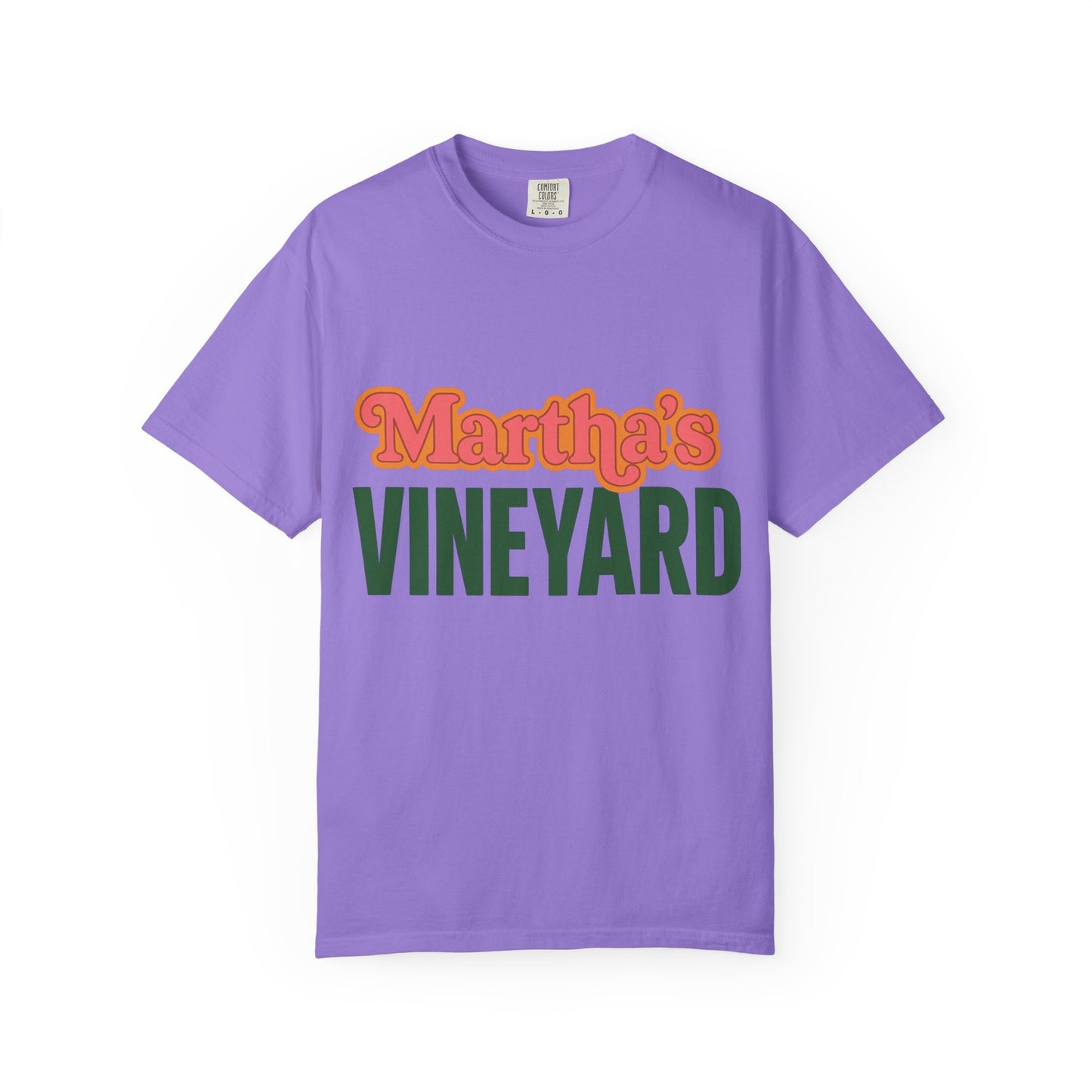 Retro Martha’s Vineyard Tee – Bold Vintage Lettering Unisex Island Shirt