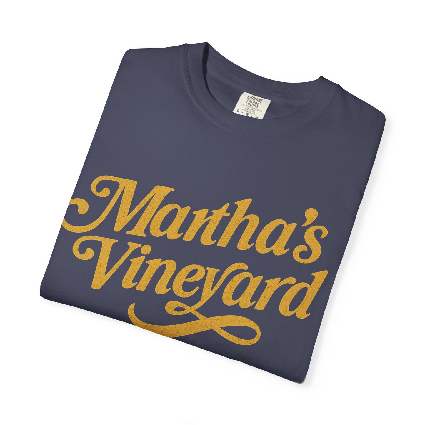 Vintage Martha’s Vineyard Script Tee – Retro Coastal Style Unisex T-Shirt