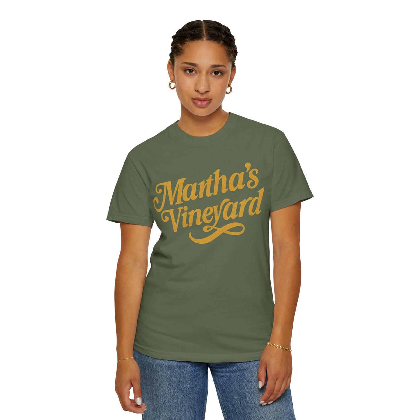 Vintage Martha’s Vineyard Script Tee – Retro Coastal Style Unisex T-Shirt