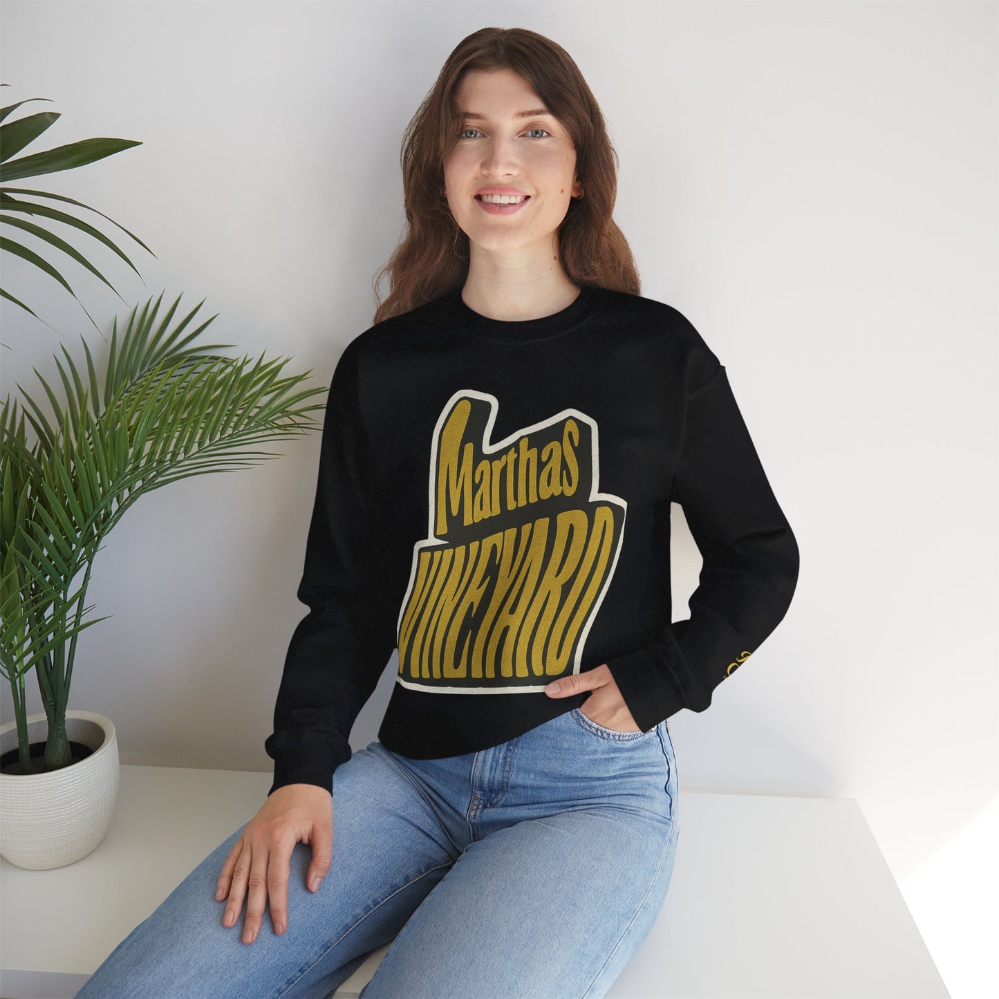 Wavy Martha’s Vineyard Crewneck Sweatshirt – Unisex Heavy Blend | Cozy Island Style