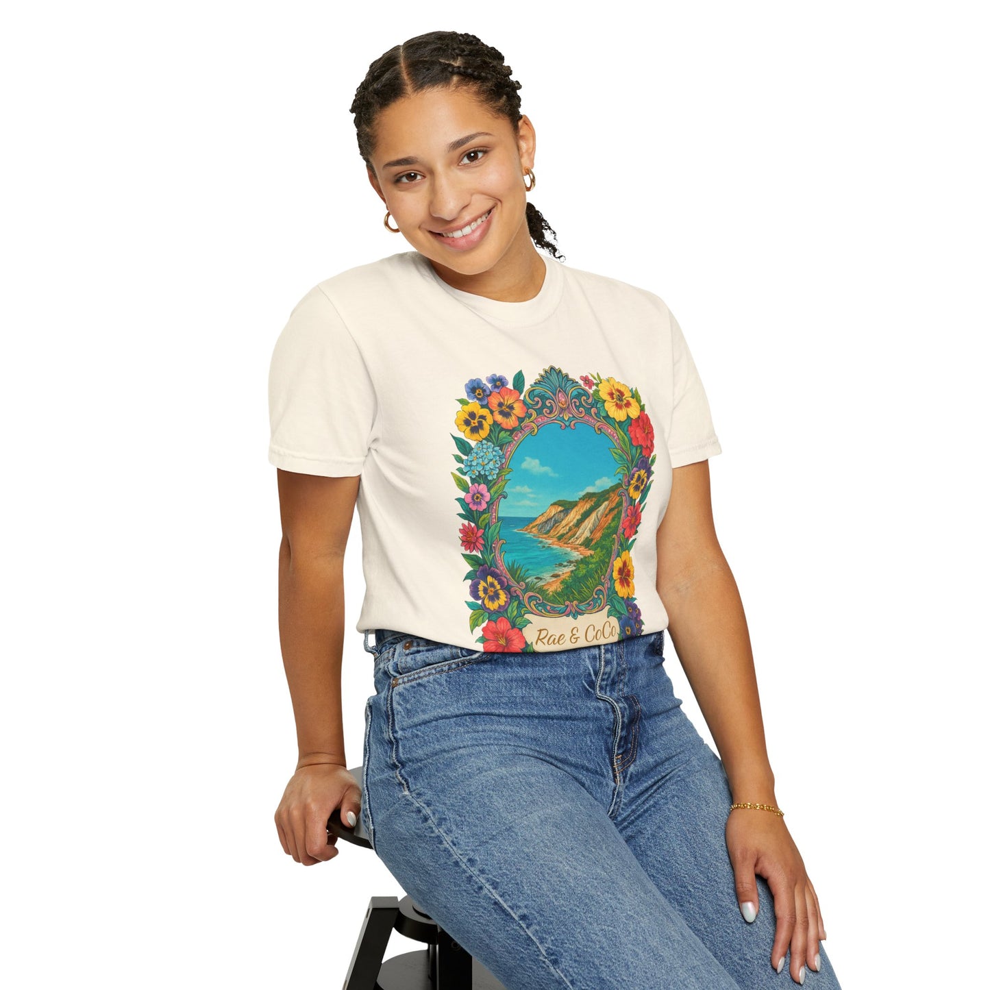 Vintage Floral Martha’s Vineyard Tee – Aquinnah Cliffs & Island Heritage Shirt