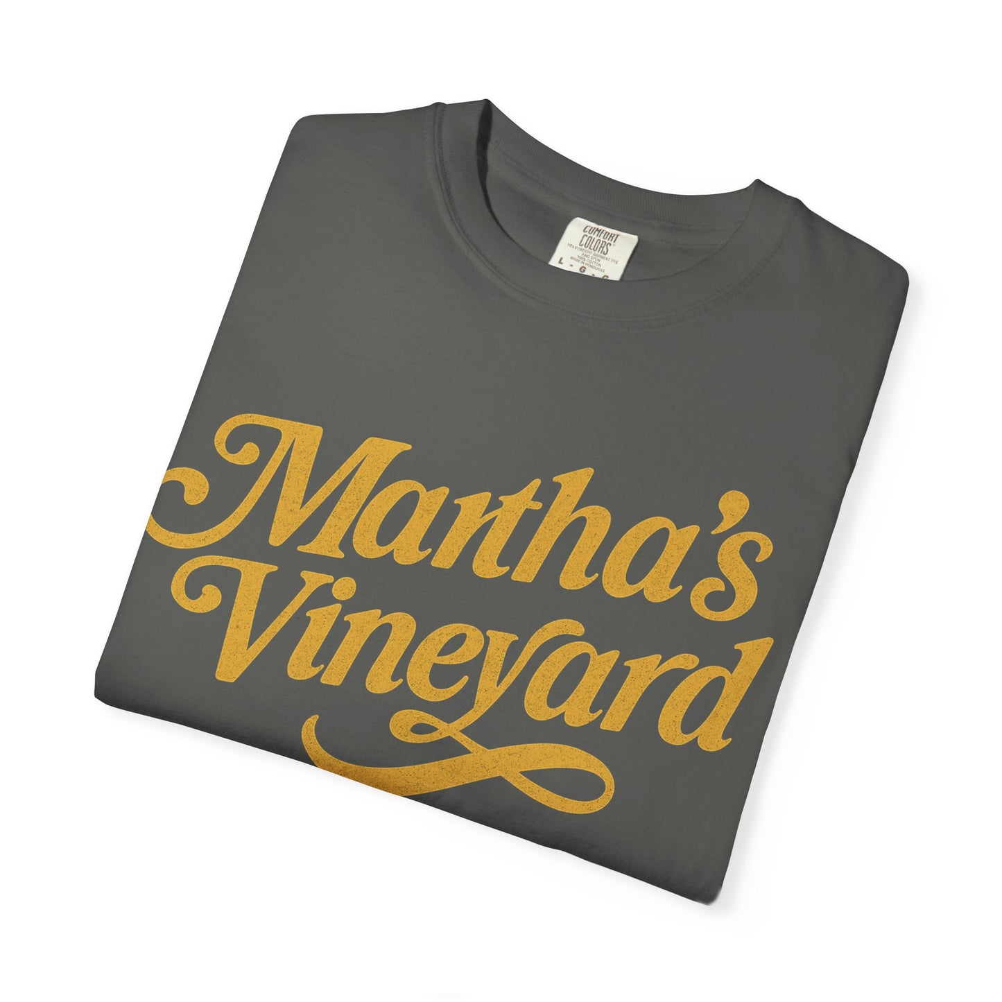 Vintage Martha’s Vineyard Script Tee – Retro Coastal Style Unisex T-Shirt