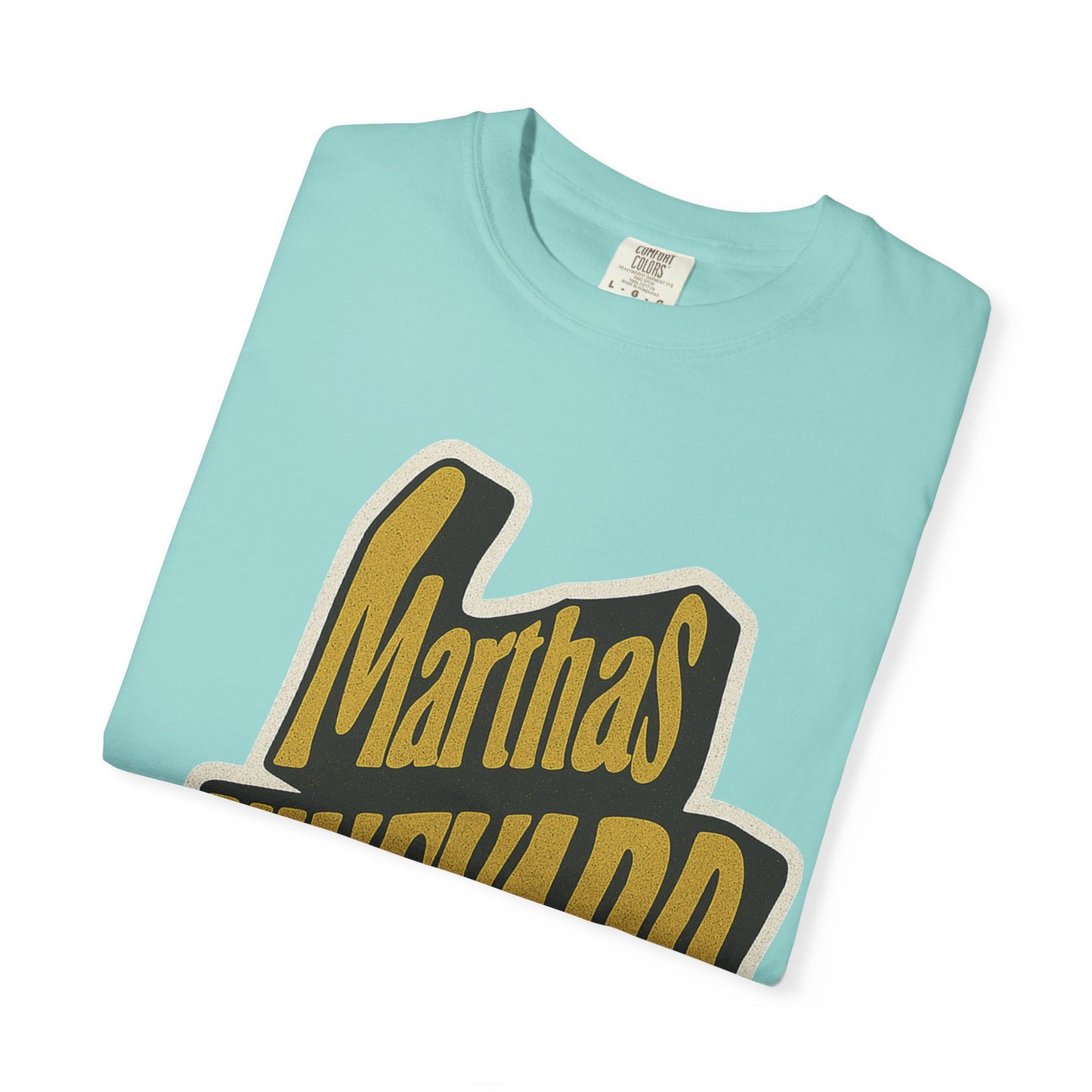 Groovy Martha’s Vineyard Tee – Retro Wavy Lettering Unisex Island Shirt