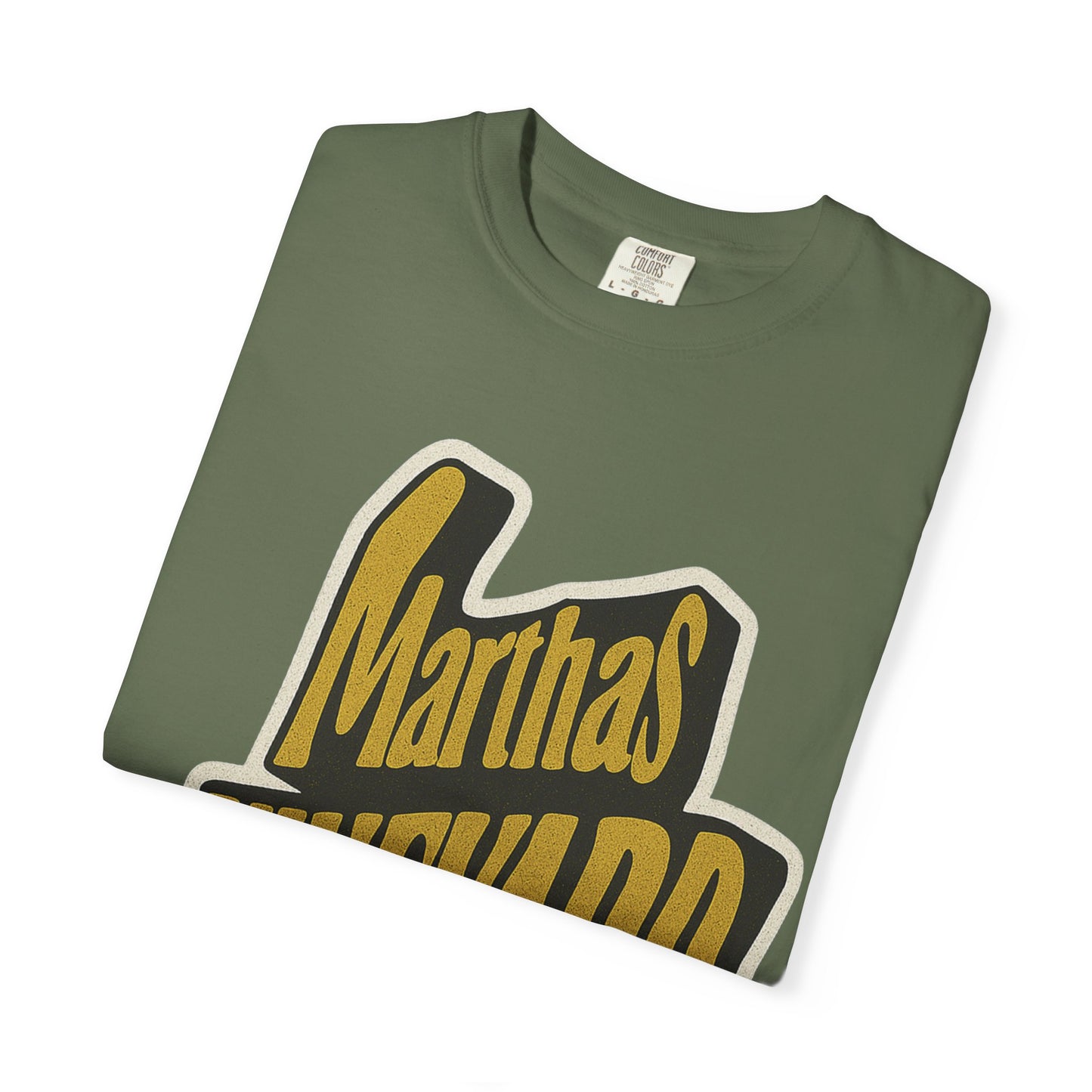 Groovy Martha’s Vineyard Tee – Retro Wavy Lettering Unisex Island Shirt