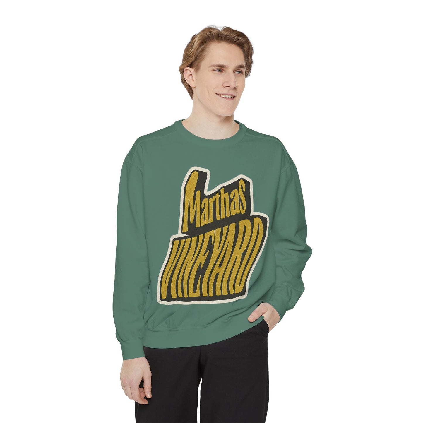 Wavy Martha’s Vineyard Crewneck Sweatshirt – Unisex Heavy Blend | Cozy Island Style