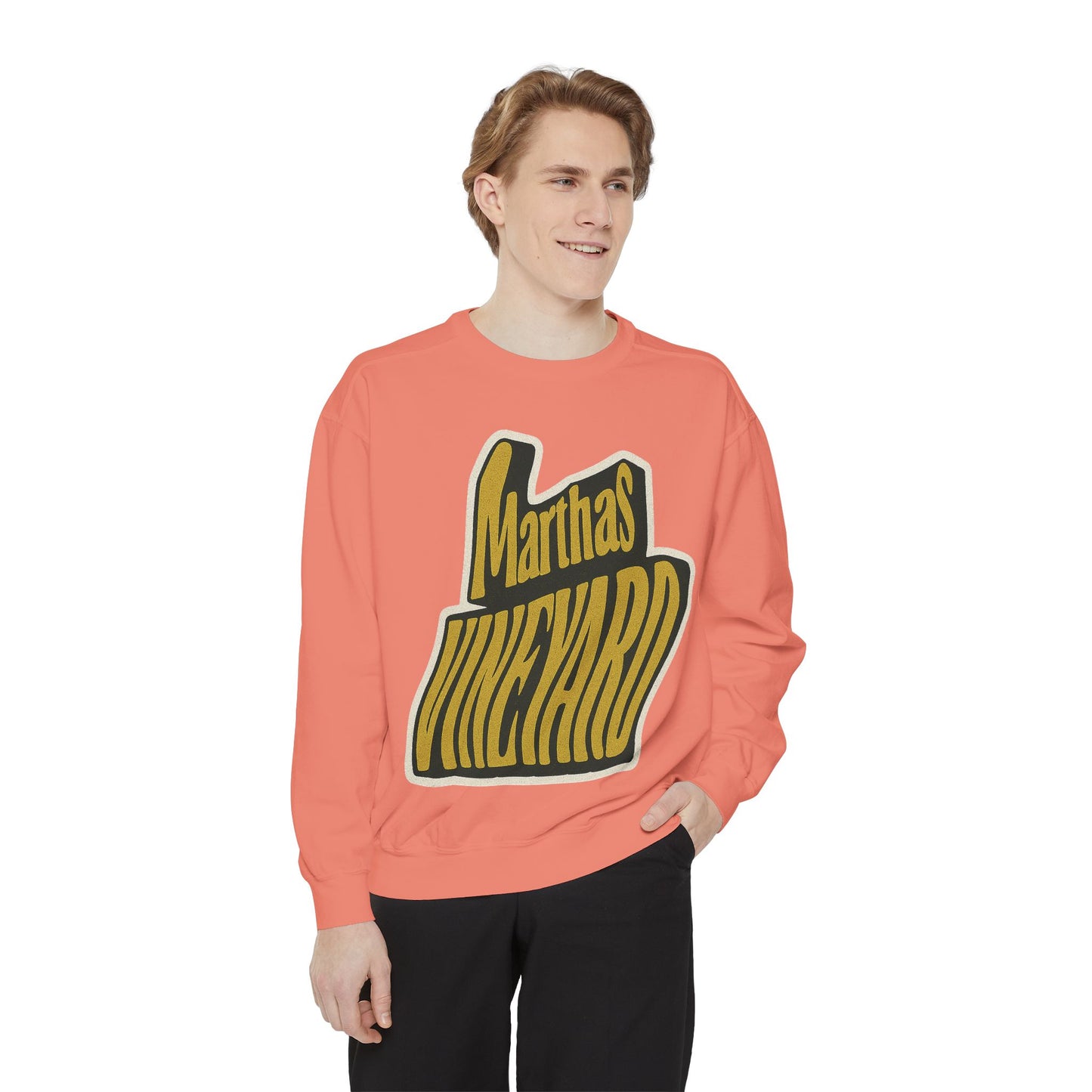 Wavy Martha’s Vineyard Crewneck Sweatshirt – Unisex Heavy Blend | Cozy Island Style