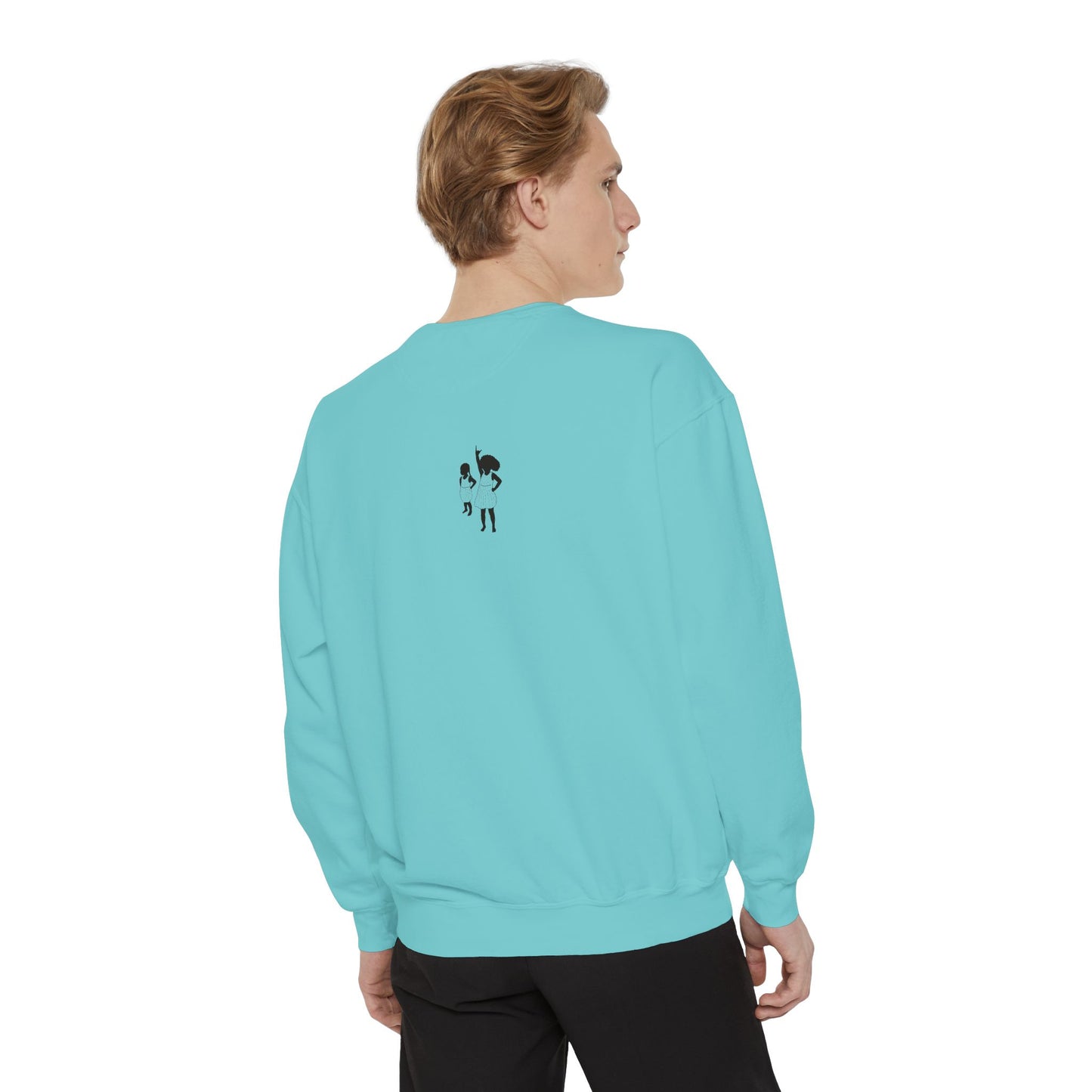 Aquinnah Cliffs Floral Crewneck – Martha’s Vineyard Classic | Unisex Heavy Blend Sweatshirt