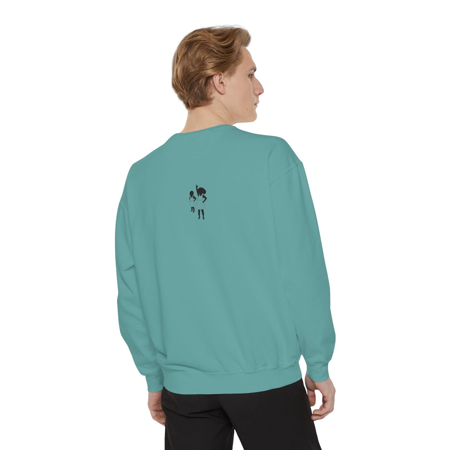Aquinnah Cliffs Floral Crewneck – Martha’s Vineyard Classic | Unisex Heavy Blend Sweatshirt