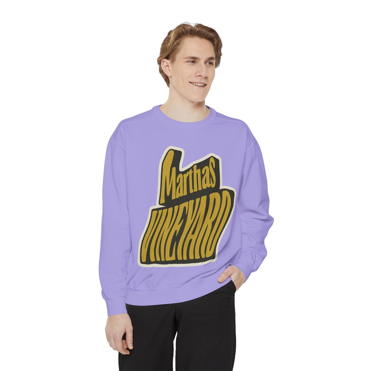 Wavy Martha’s Vineyard Crewneck Sweatshirt – Unisex Heavy Blend | Cozy Island Style