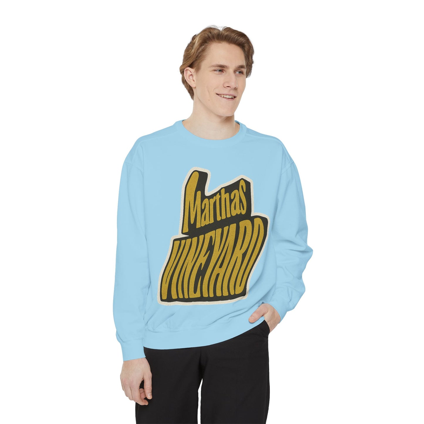 Wavy Martha’s Vineyard Crewneck Sweatshirt – Unisex Heavy Blend | Cozy Island Style