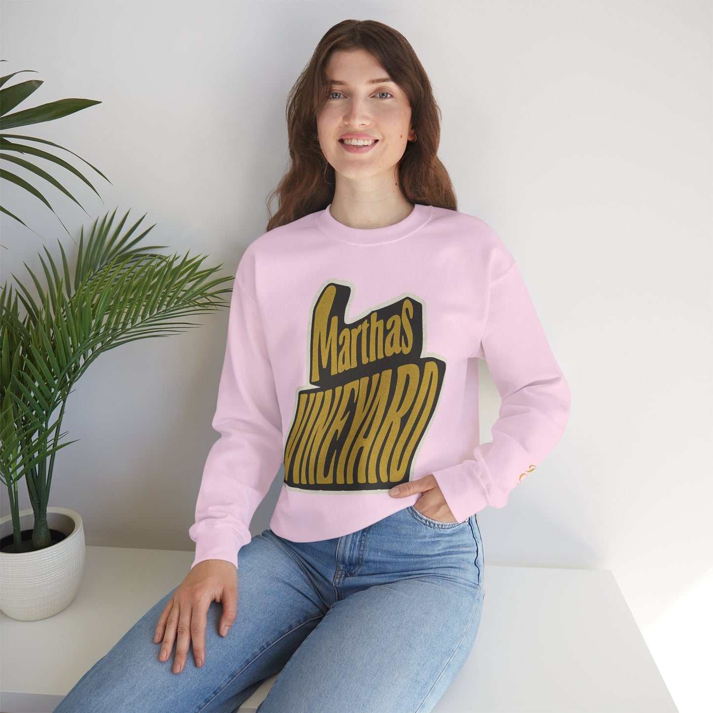 Wavy Martha’s Vineyard Crewneck Sweatshirt – Unisex Heavy Blend | Cozy Island Style